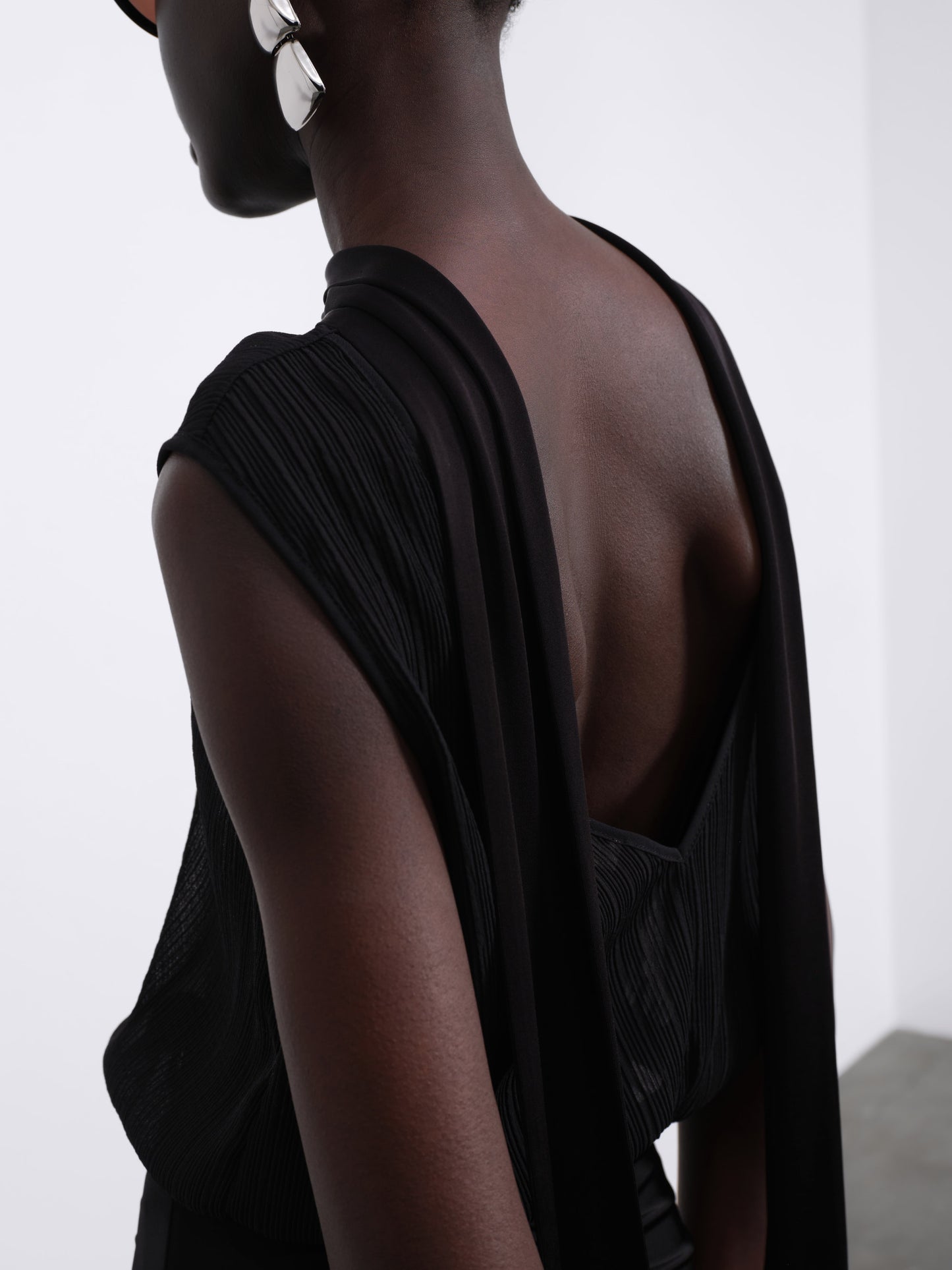 Ellen Pleated Scarf Top — Black