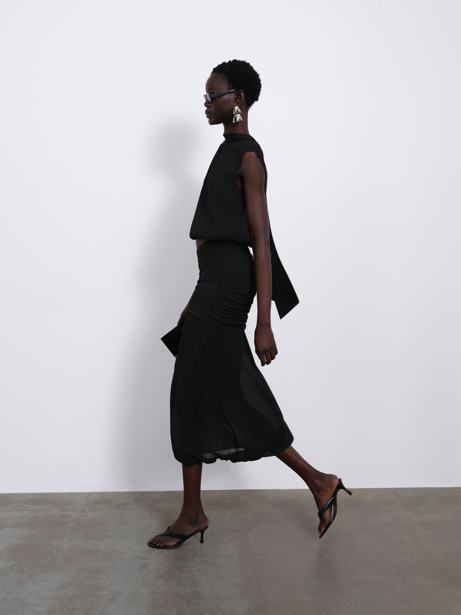 Ellen Pleated Baloon Maxi Skirt — Black