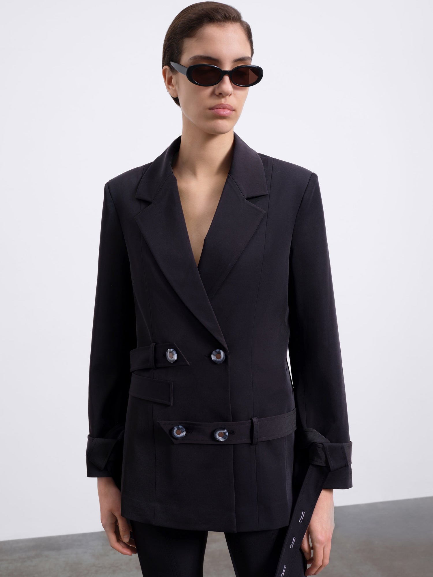 Juni Double-Breasted Blazer