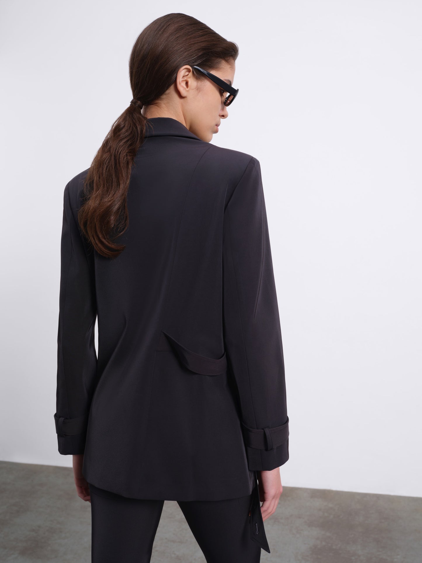 Juni Double-Breasted Blazer