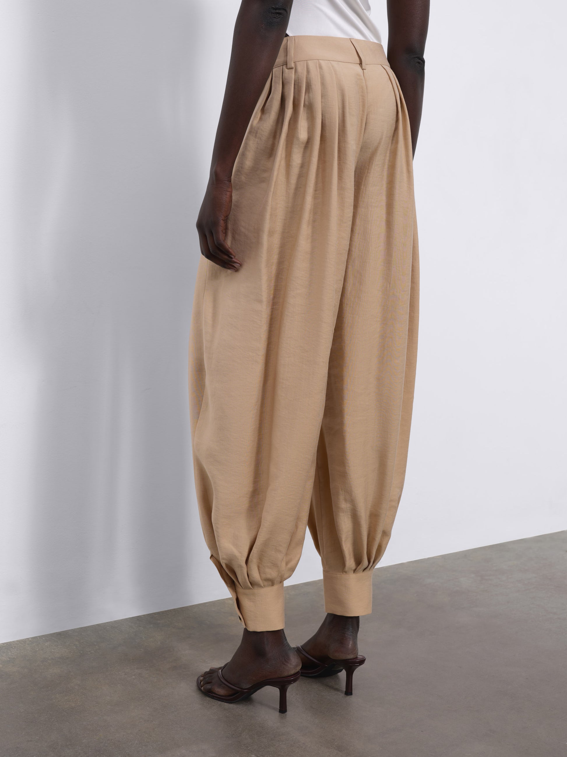 Nessa Pleated Balloon Trousers